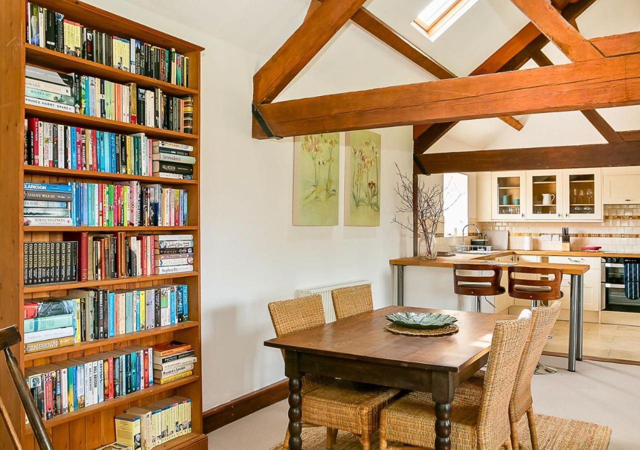 Апартаменты Glyme Flat - Peaceful Country Retreat! Чиппинг-Нортон Экстерьер фото