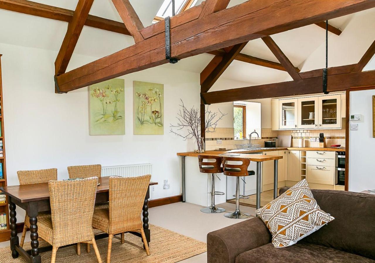 Апартаменты Glyme Flat - Peaceful Country Retreat! Чиппинг-Нортон Экстерьер фото